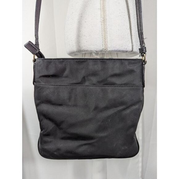 MICHAEL KORS! LUXE BLACK NYLON CROSSBODY W/GOLD HARDWARE PURSE, HANDBAG! - Picture 7 of 13